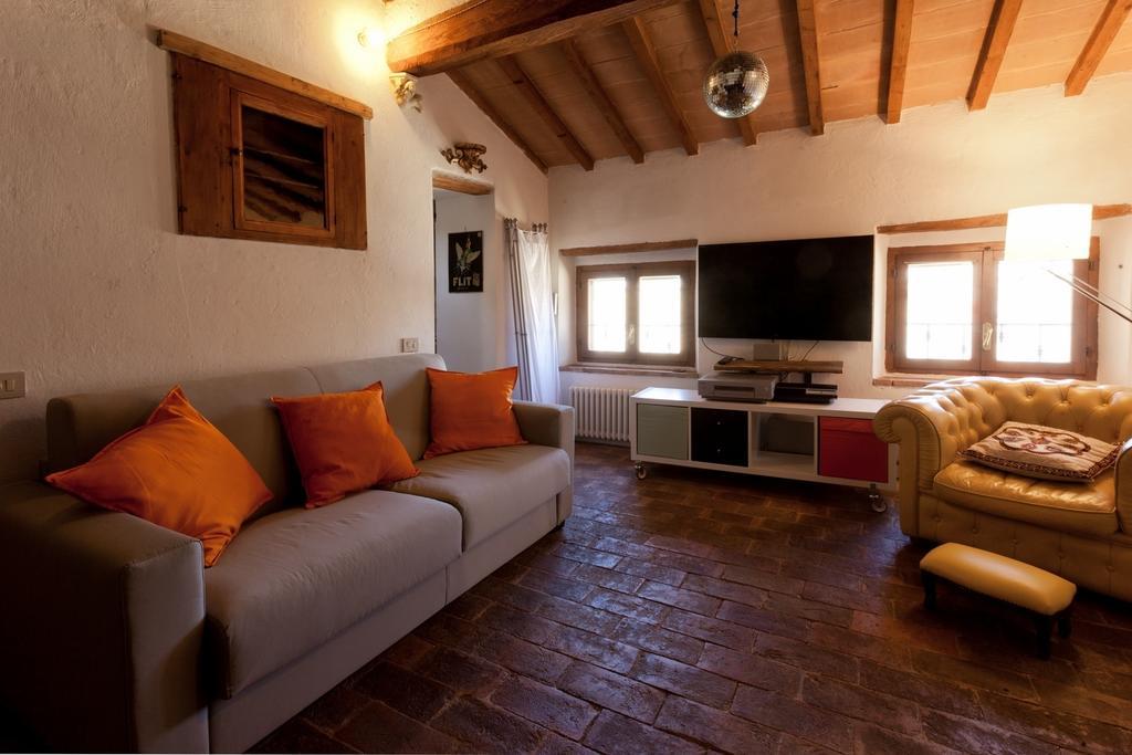 Christian Apartment Buonconvento Ruang foto